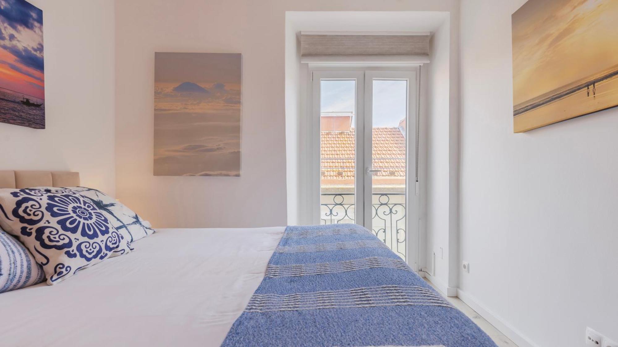 Sunny Design Apt In Praca Das Flores By Lovelystay Lissabon Exterior foto